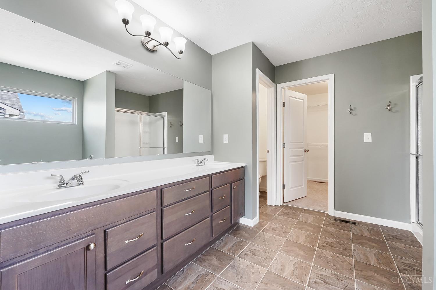 7174 Canterwood Court