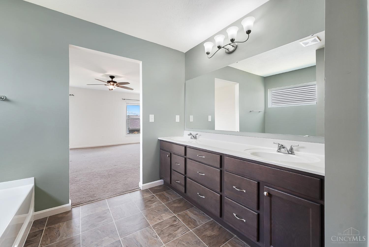 7174 Canterwood Court