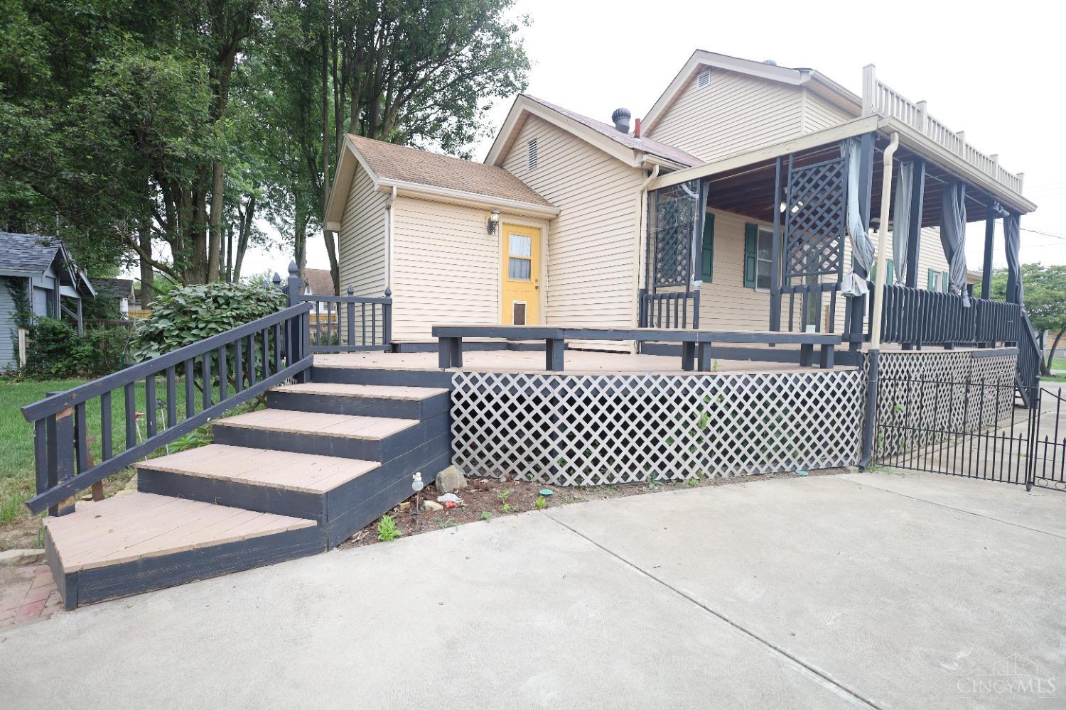 3843 Lansdowne Avenue