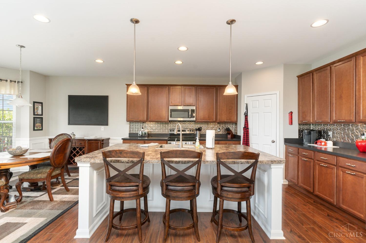 4951 Crooked River Court