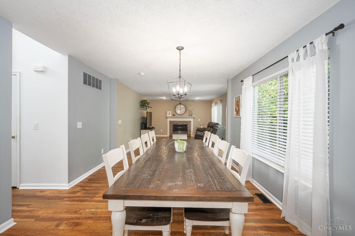 6607 Waverly Park