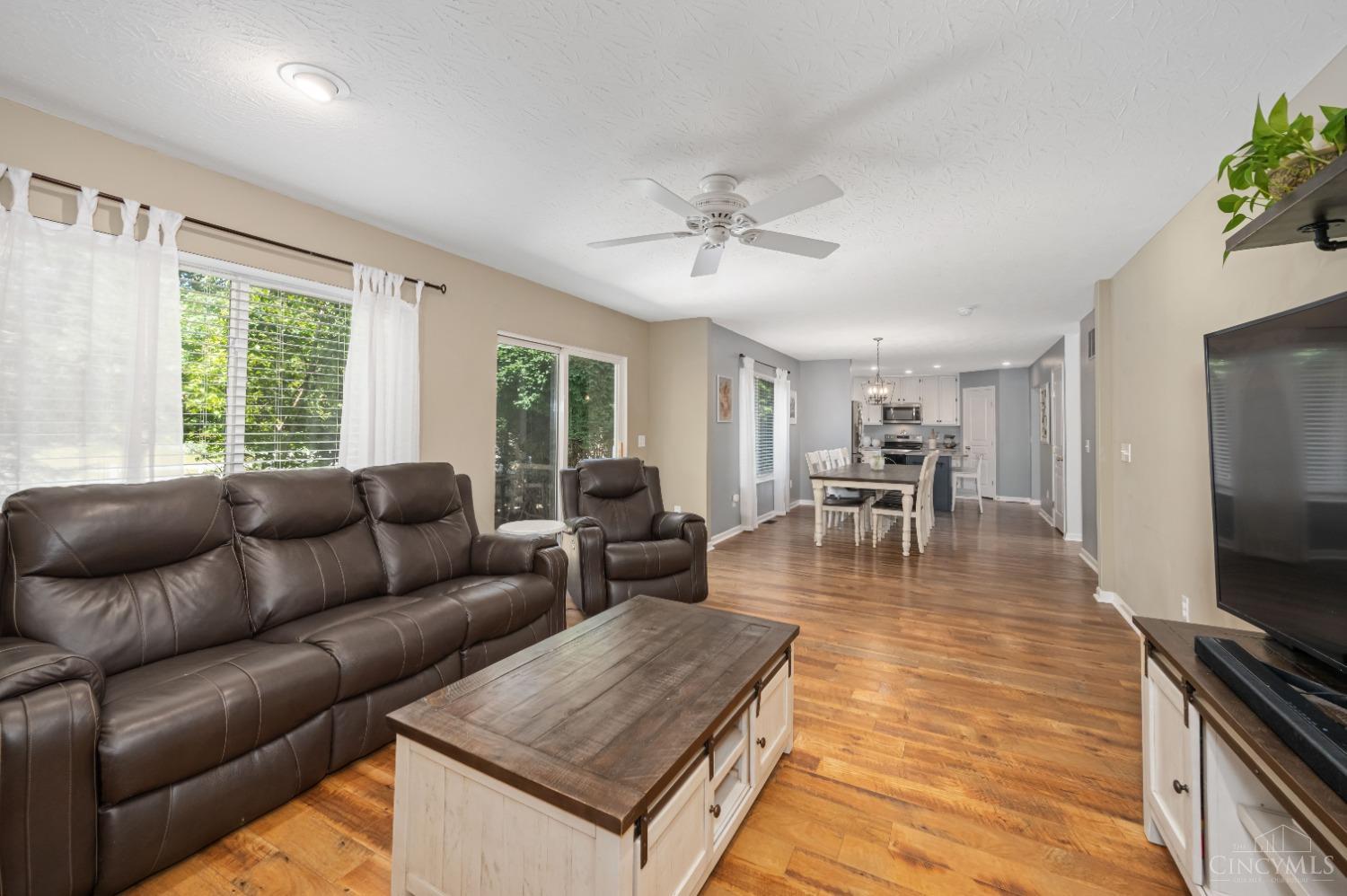 6607 Waverly Park