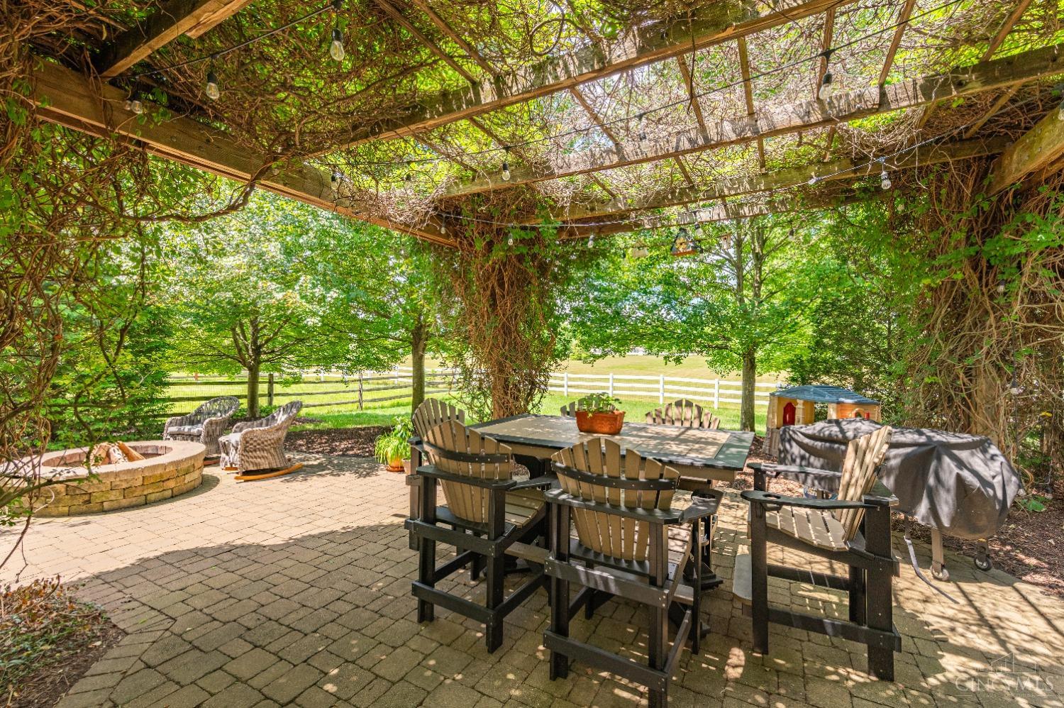 6607 Waverly Park