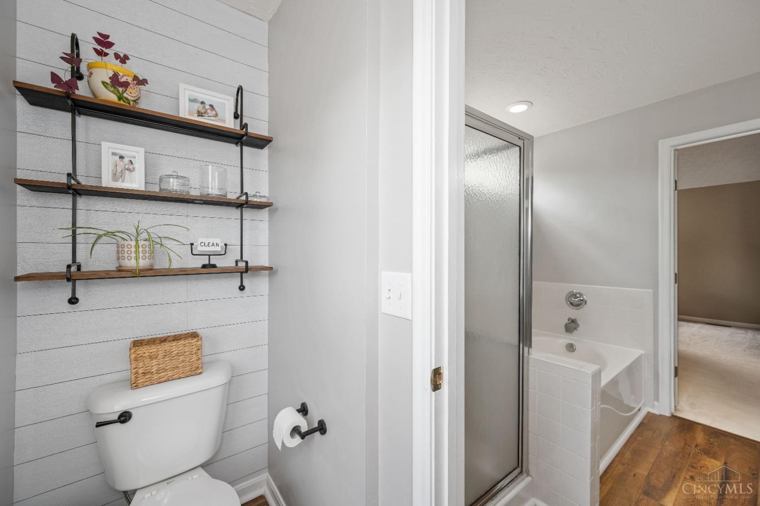 6607 Waverly Park