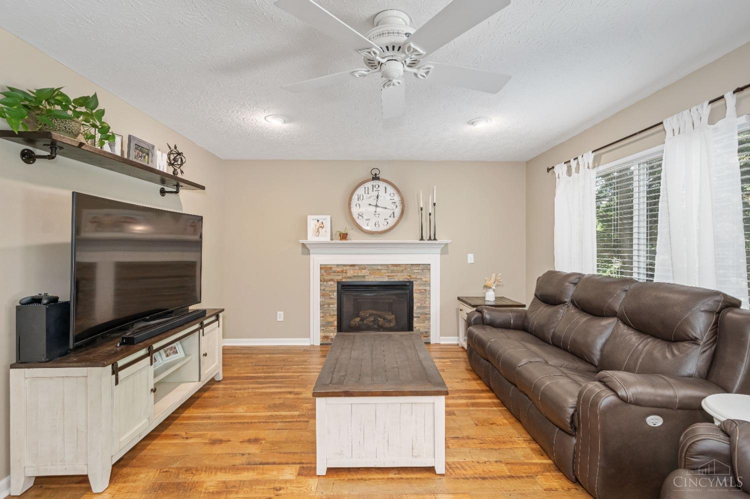 6607 Waverly Park