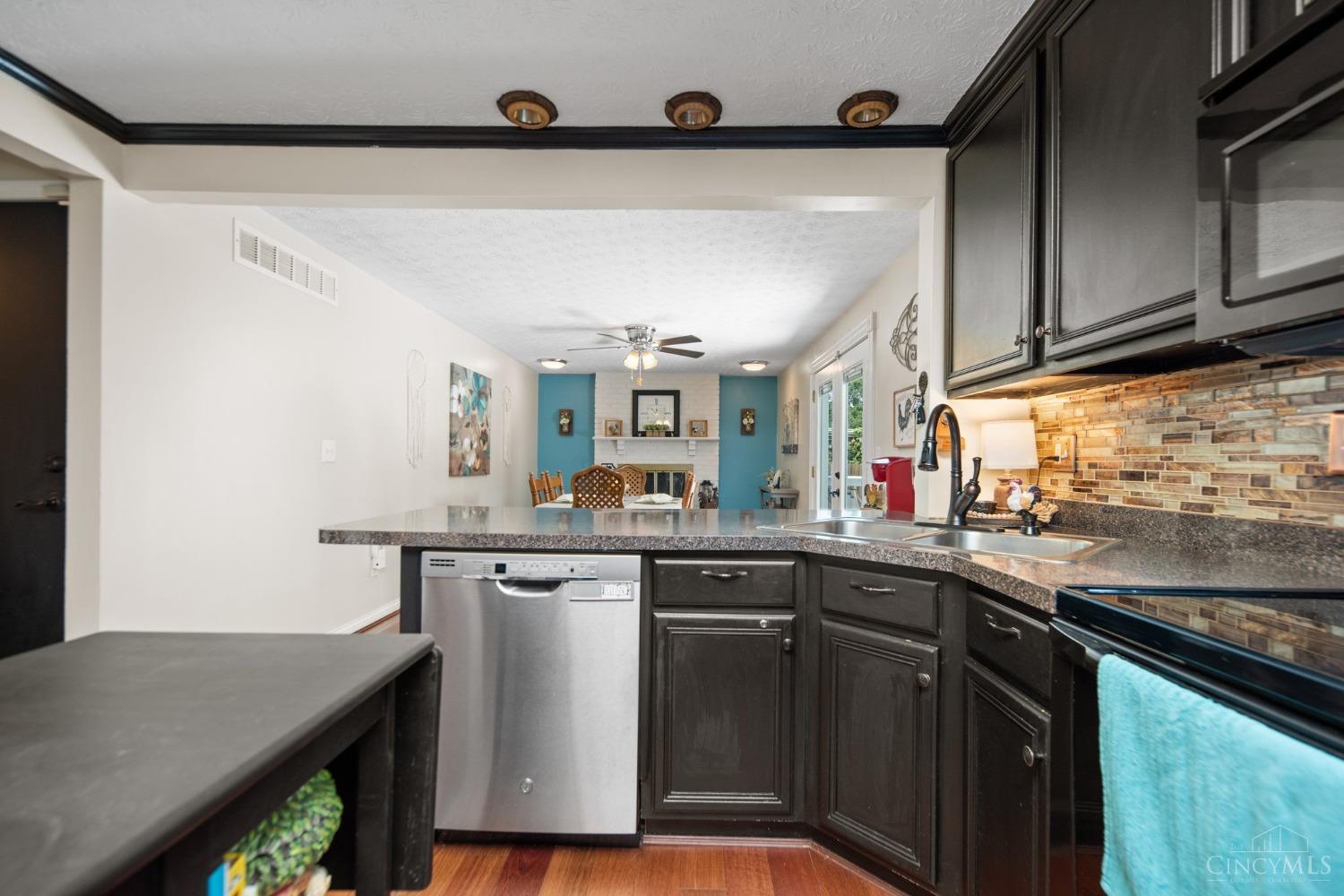 5799 Tall Oaks Drive