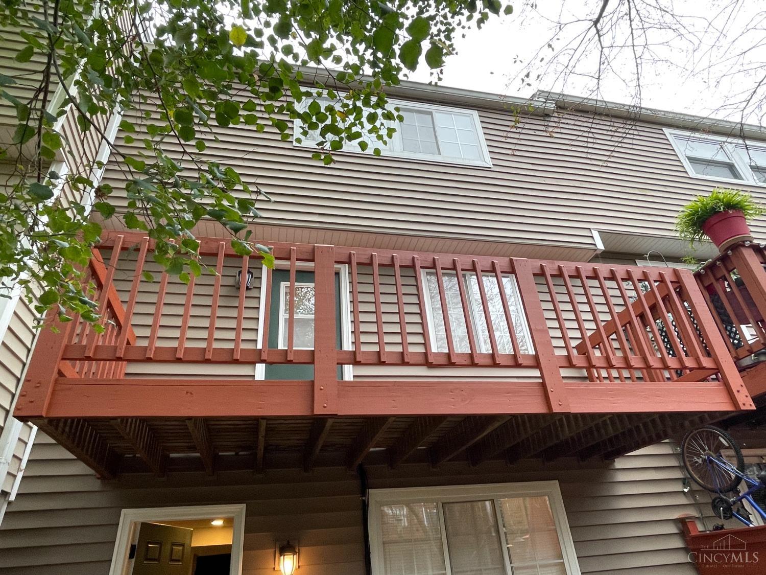 2872 Mossy Brink Court