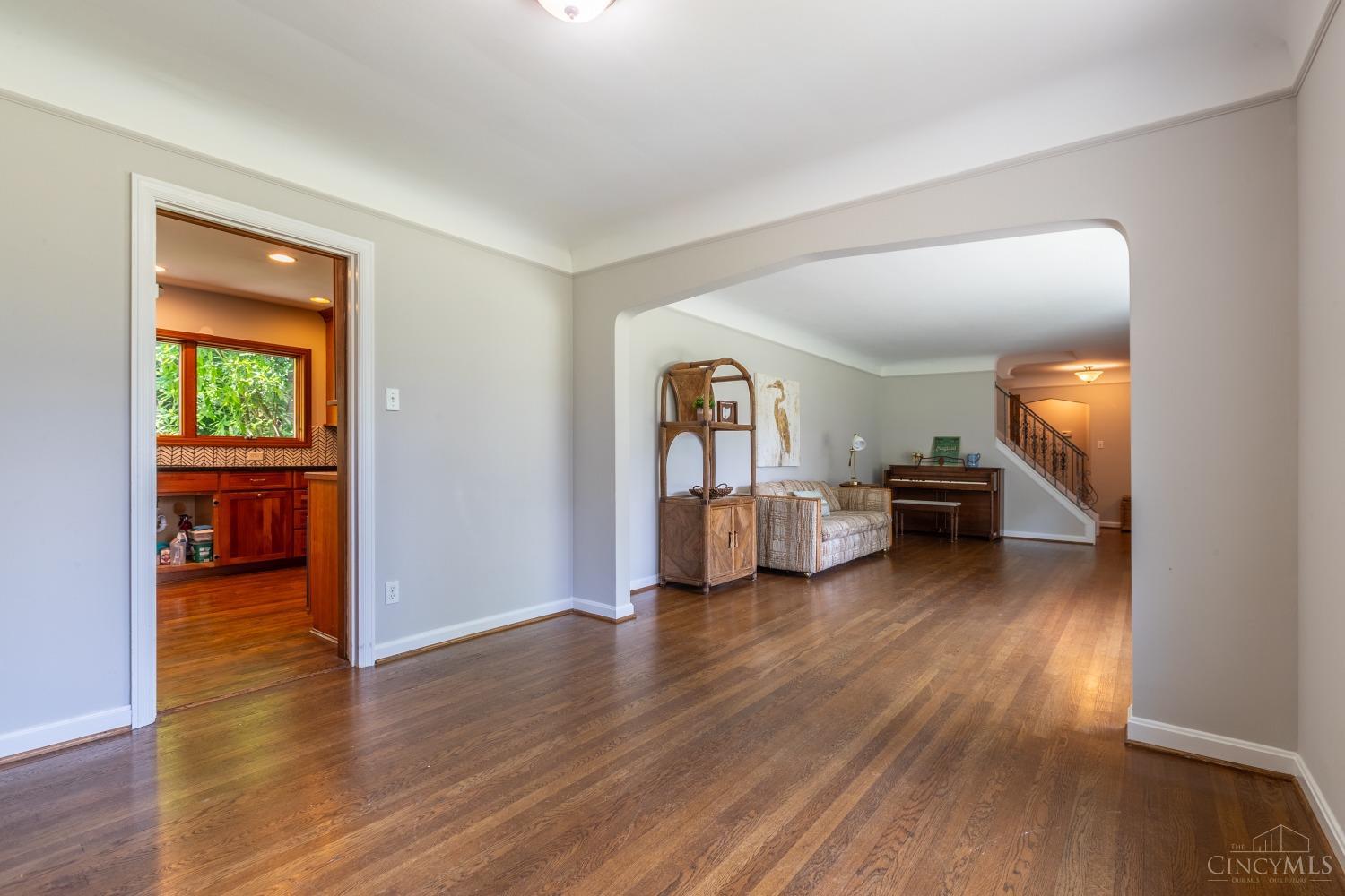 1580 Colonial Drive