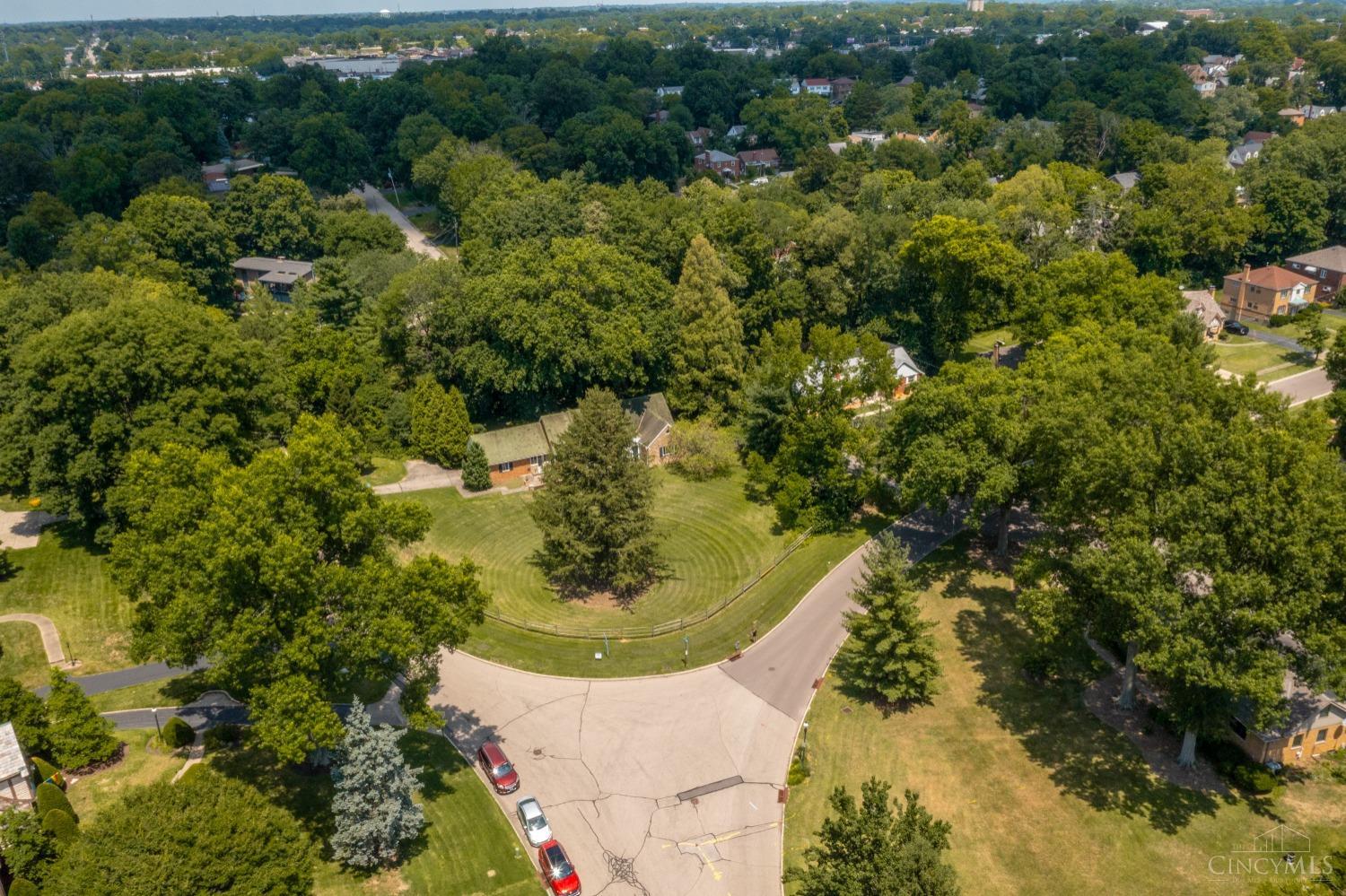 1580 Colonial Drive