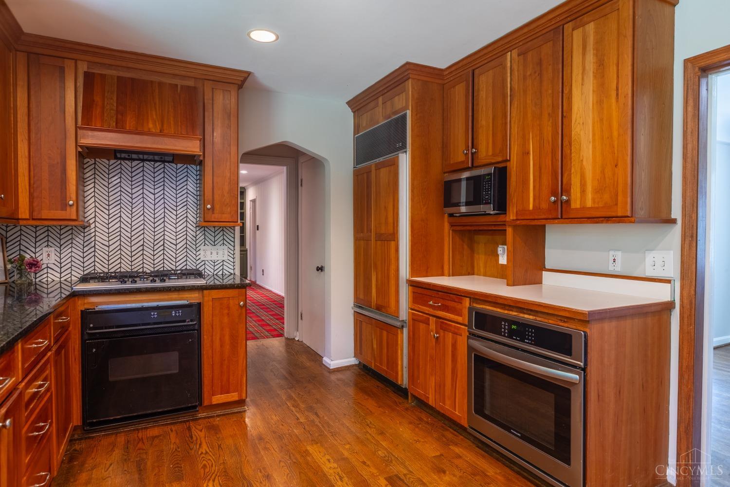 1580 Colonial Drive
