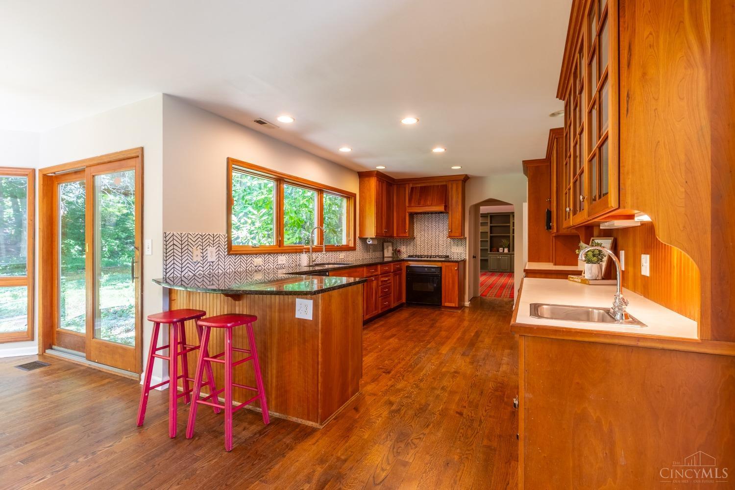 1580 Colonial Drive
