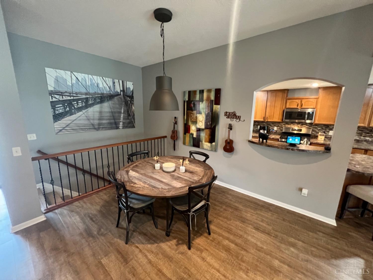 6475 Waverly Park