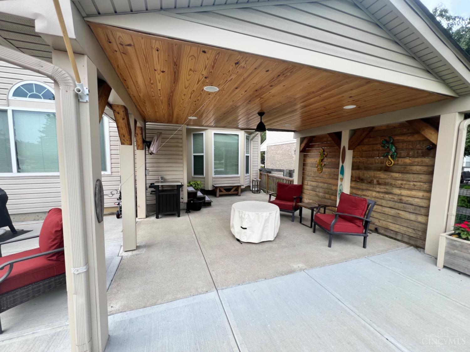 6475 Waverly Park