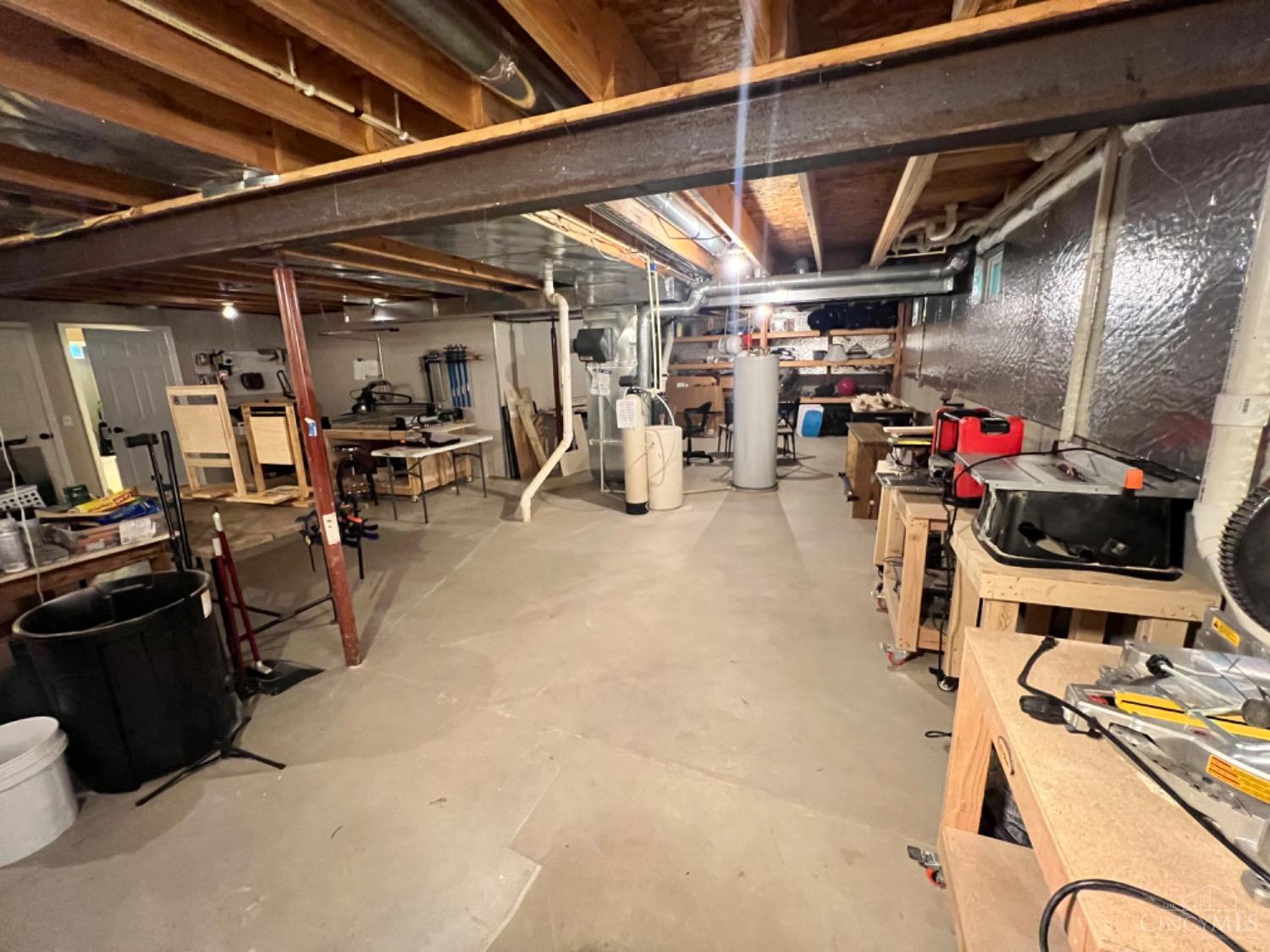6475 Waverly Park