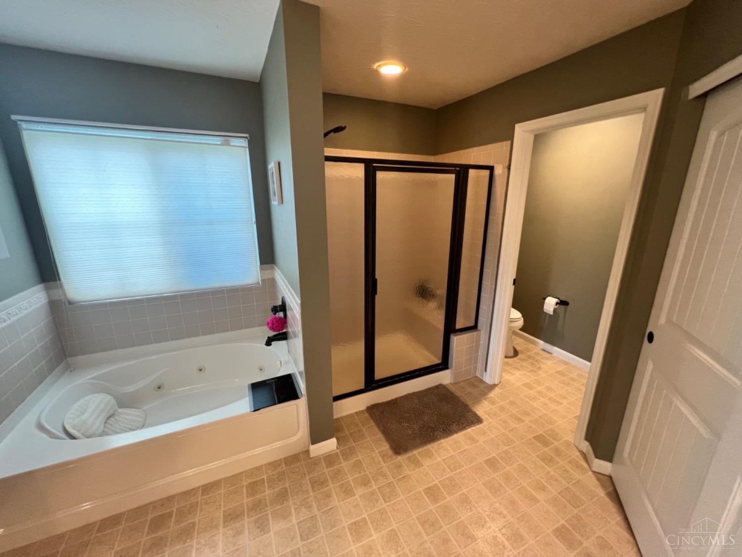 6475 Waverly Park
