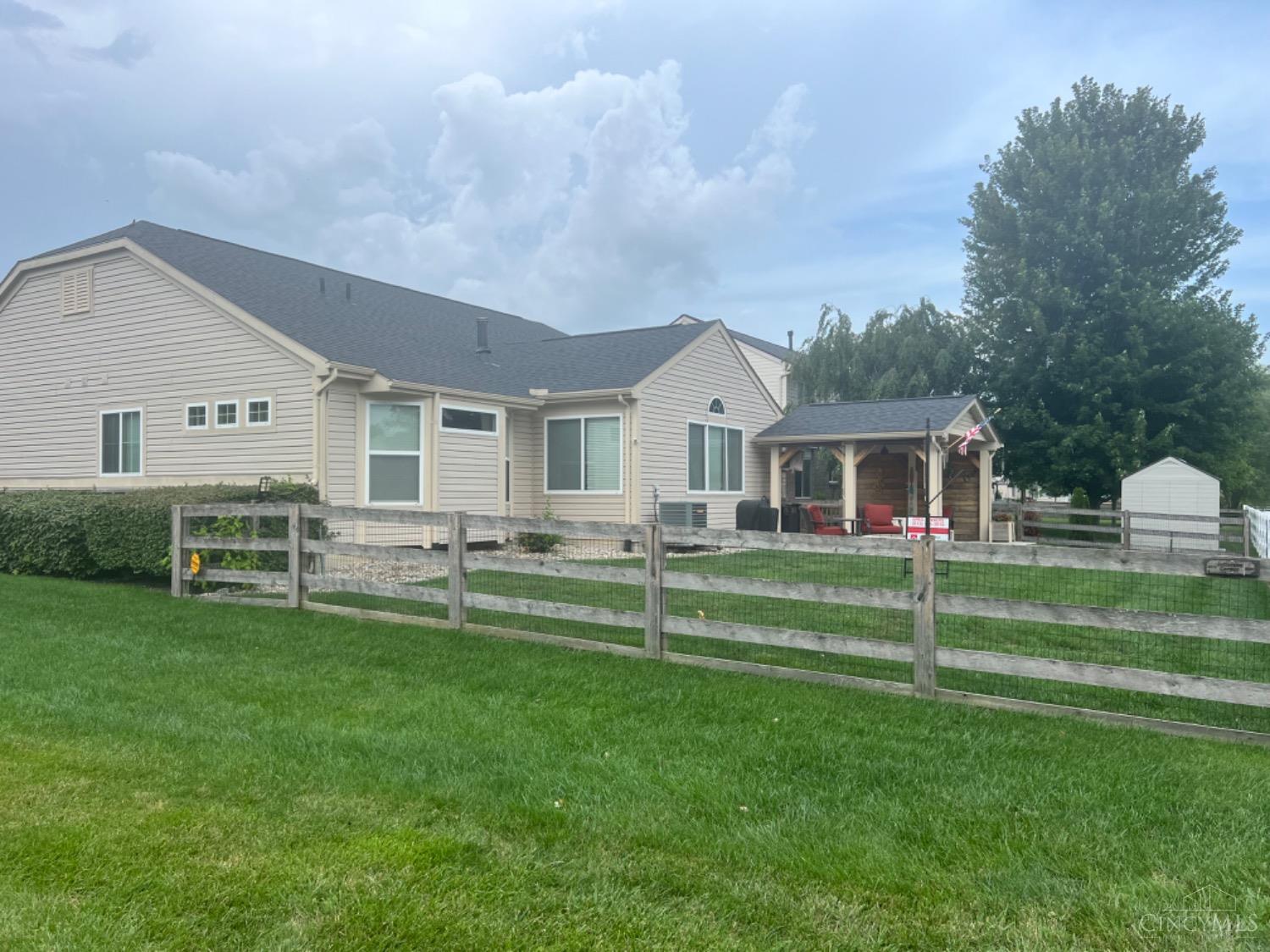 6475 Waverly Park