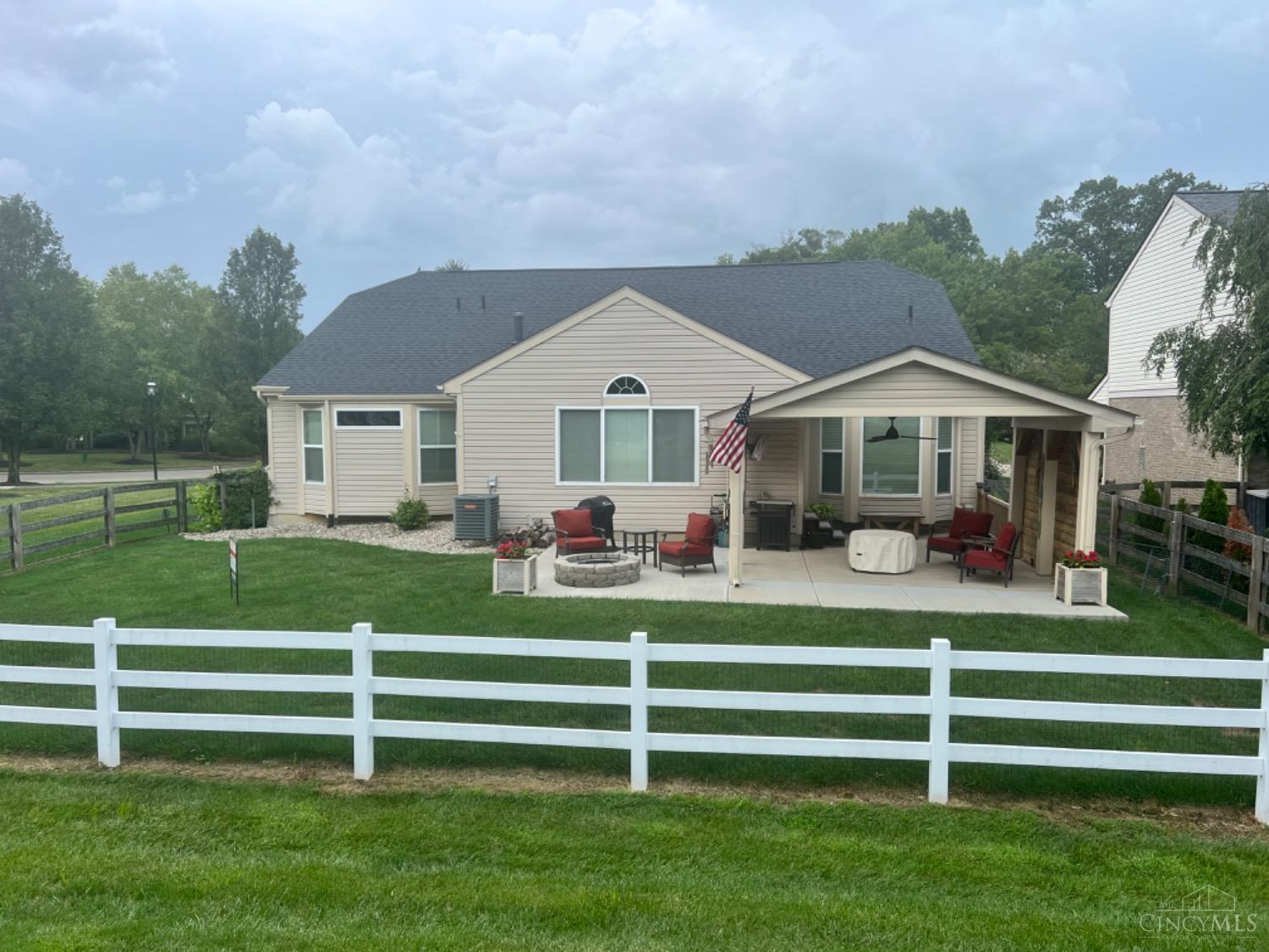 6475 Waverly Park