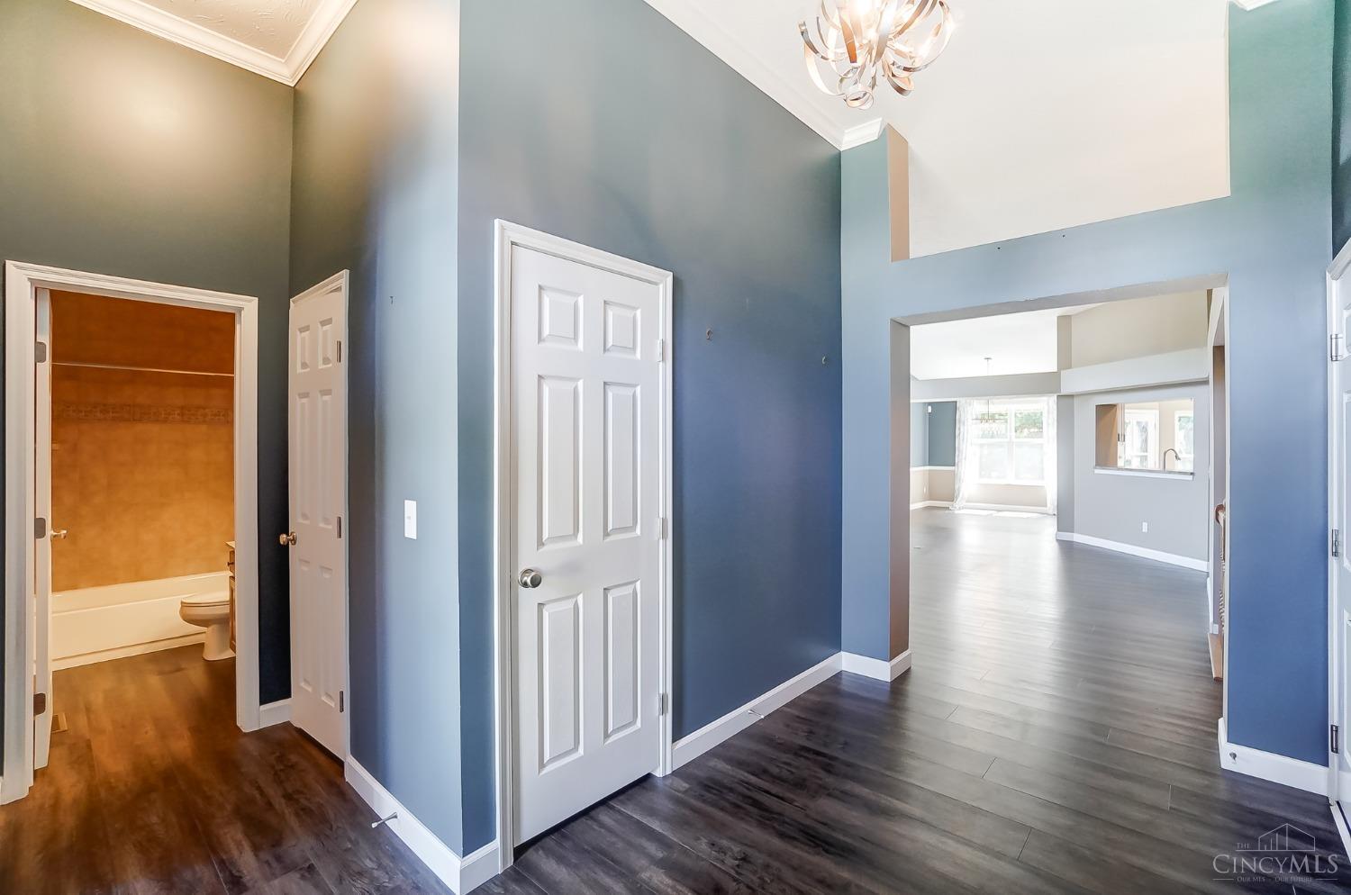 5258 Venetian Way