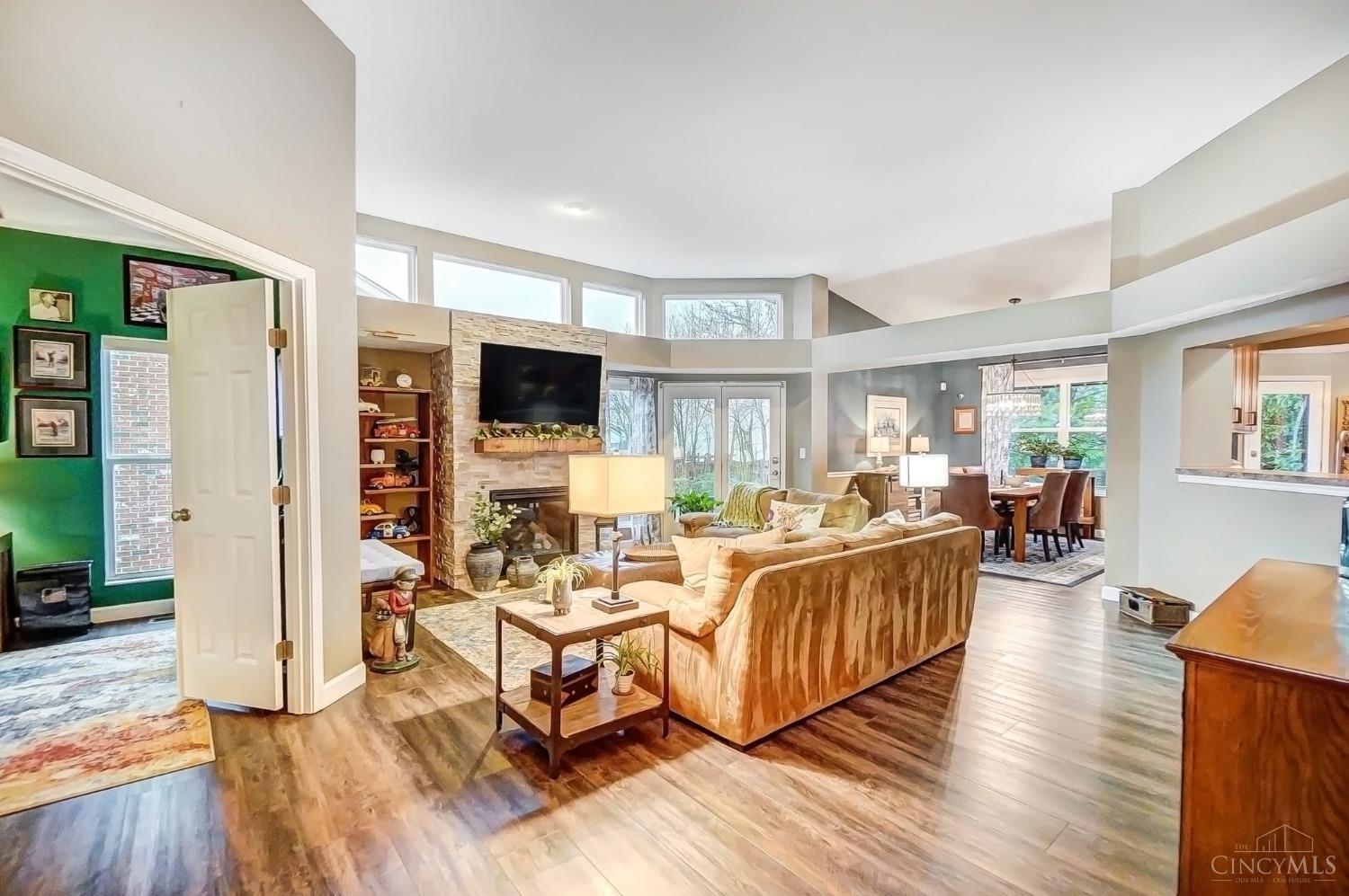 5258 Venetian Way