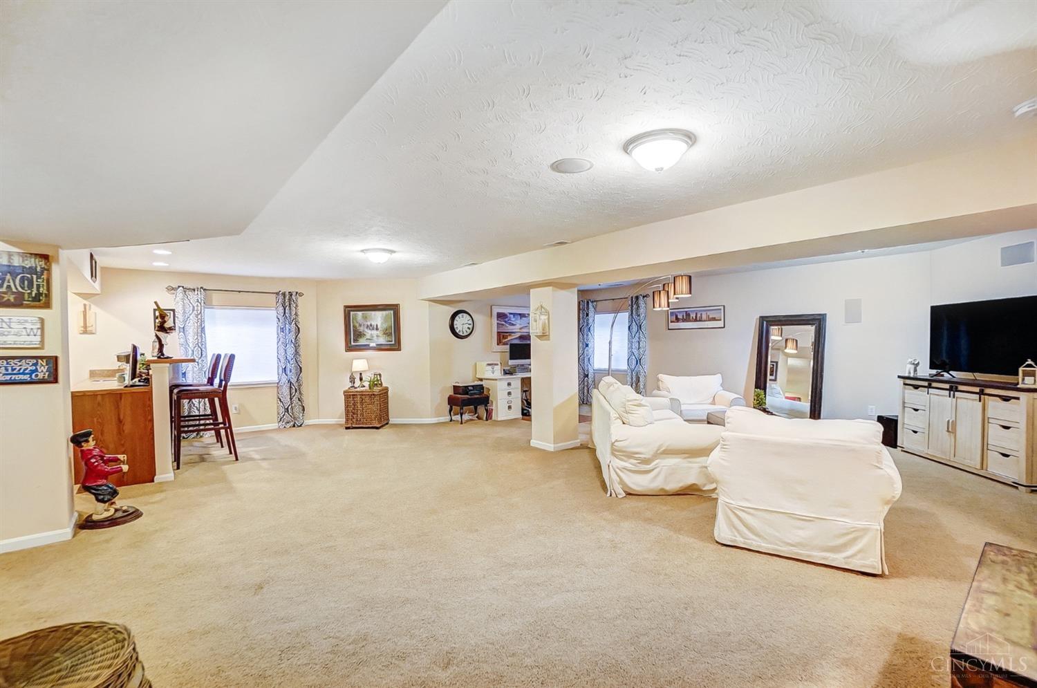 5258 Venetian Way