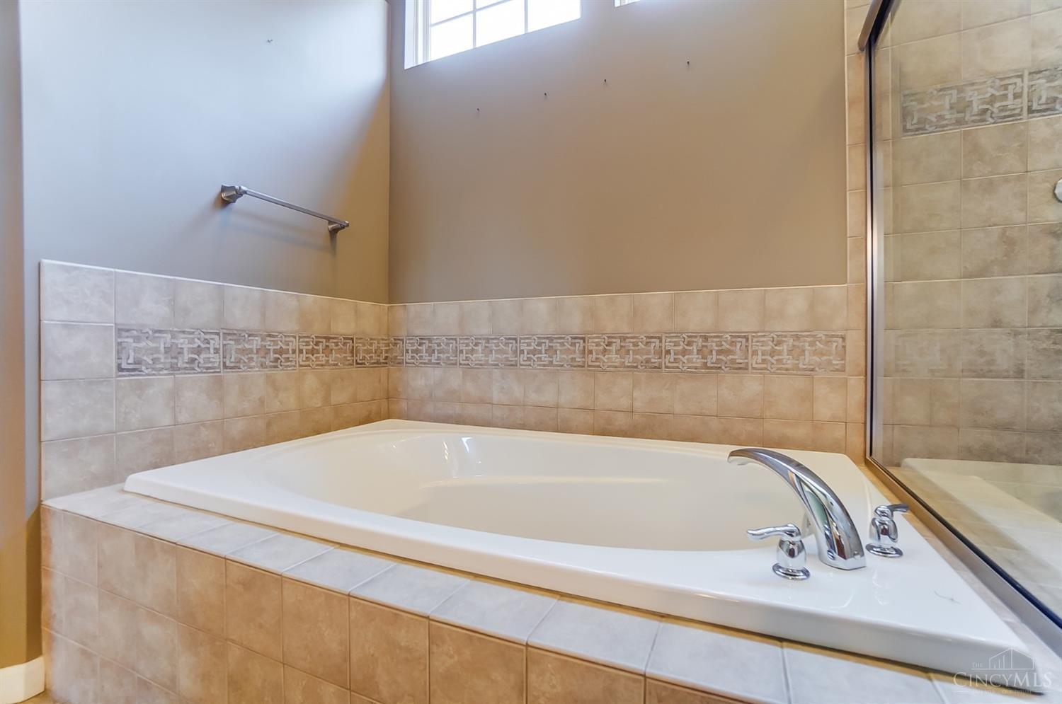 5258 Venetian Way