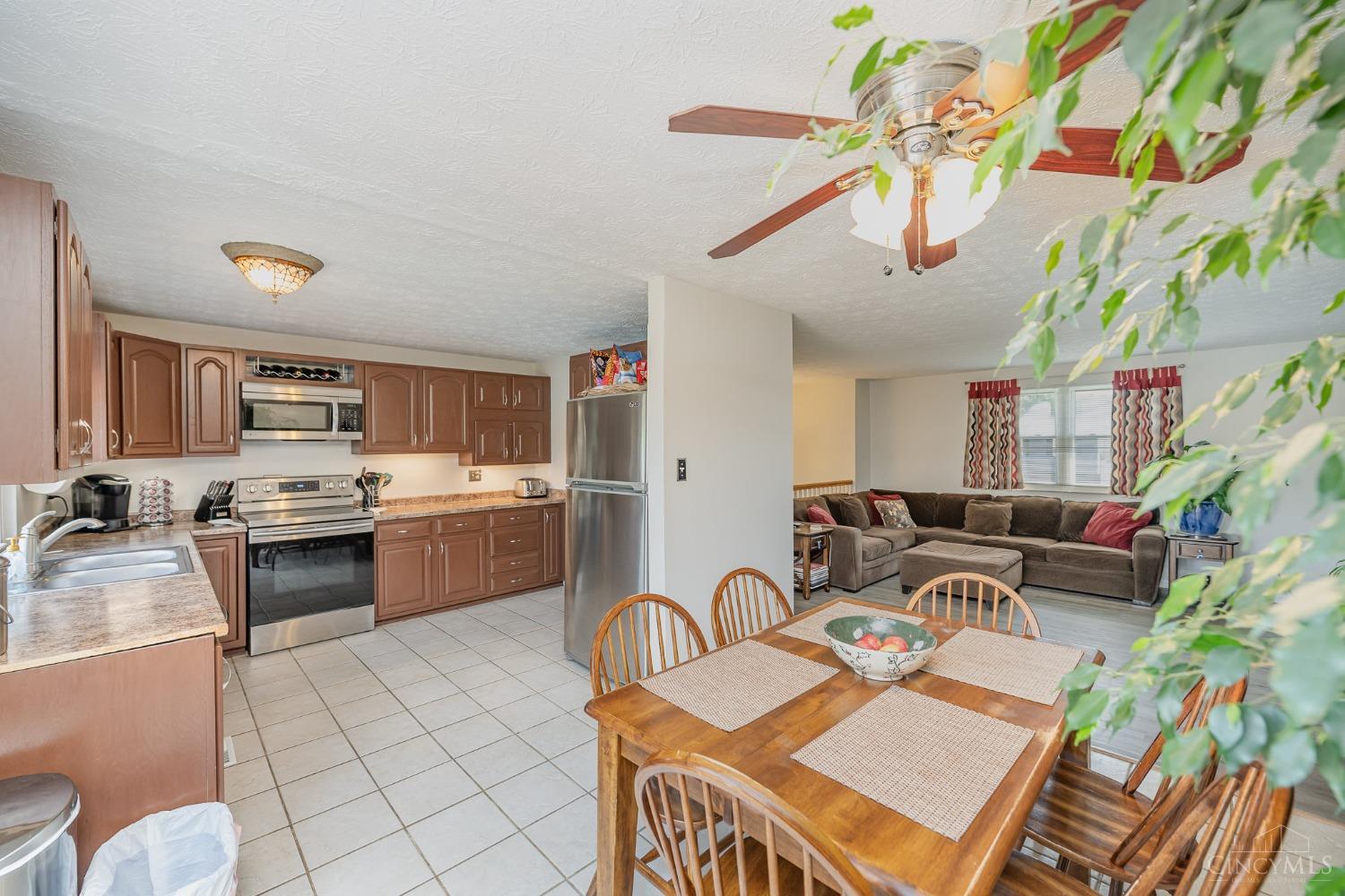 5531 Crestview Drive