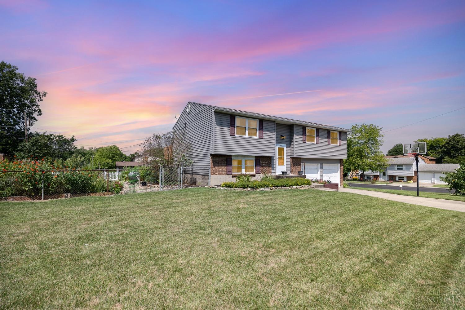 5531 Crestview Drive