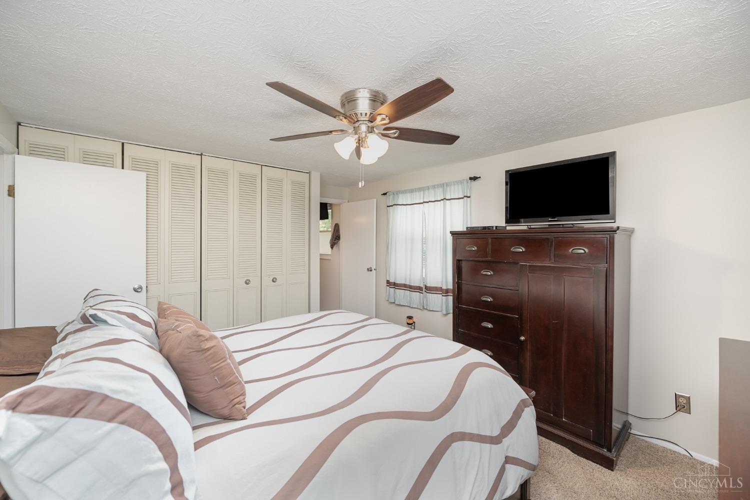 5531 Crestview Drive