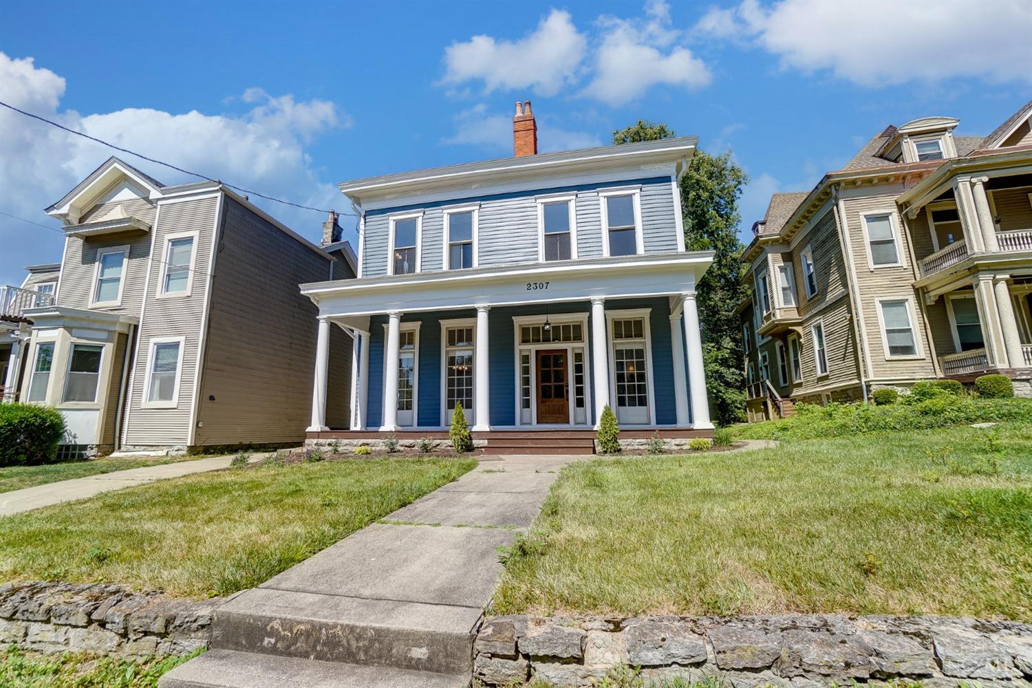 2307 Kemper Lane
