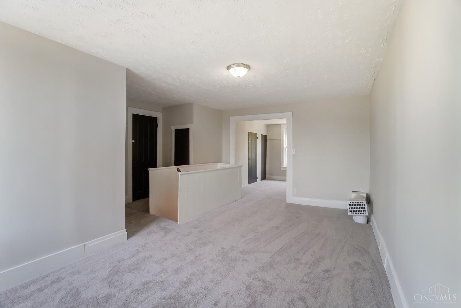2307 Kemper Lane