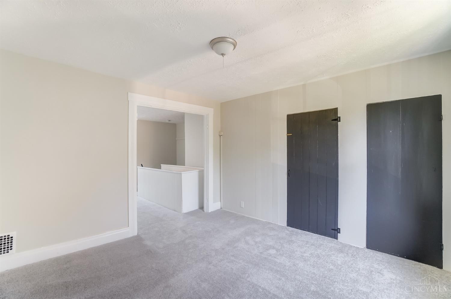 2307 Kemper Lane
