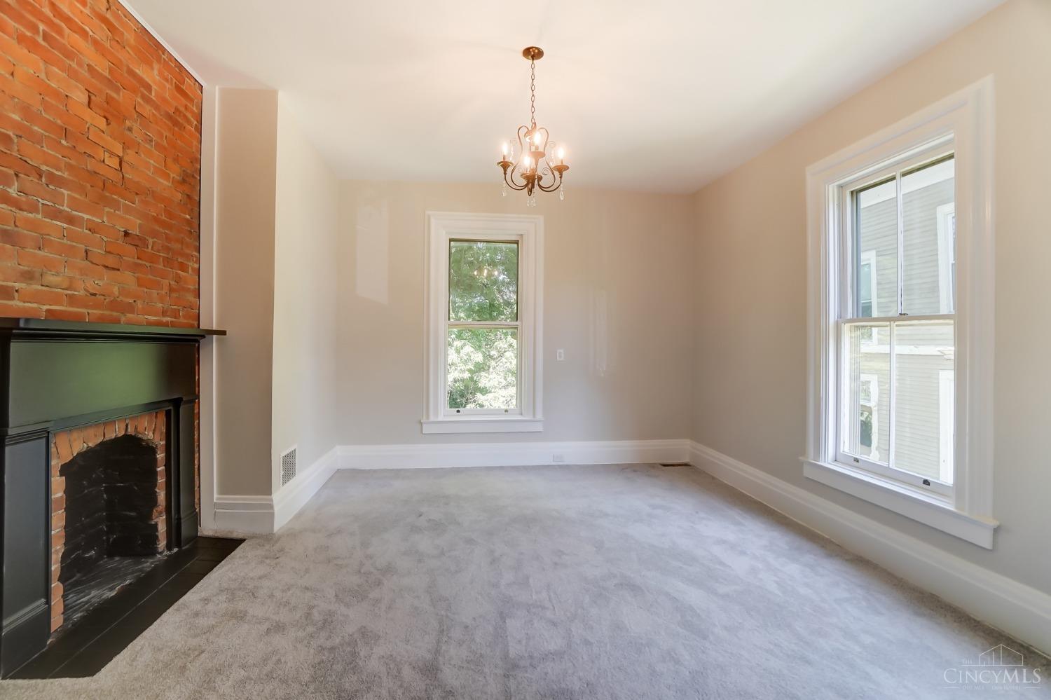 2307 Kemper Lane