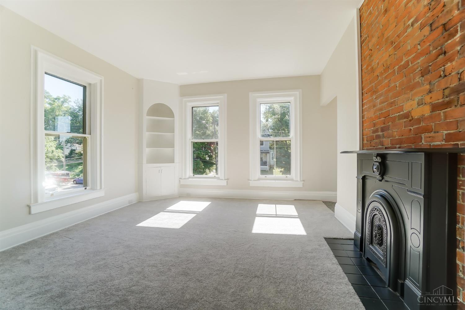 2307 Kemper Lane
