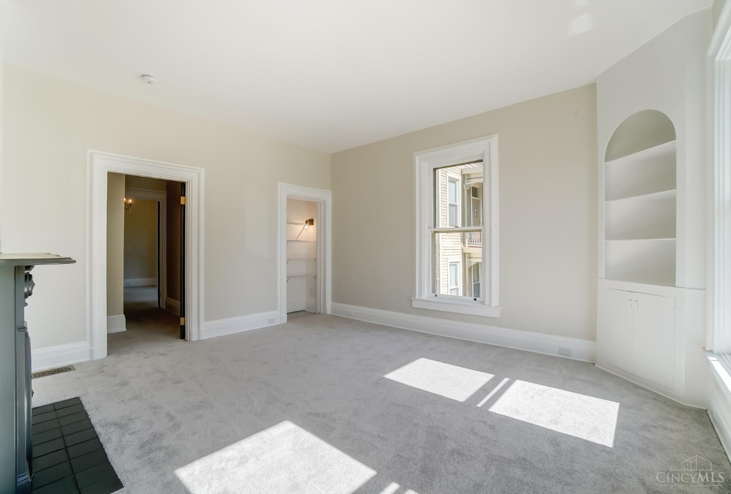 2307 Kemper Lane