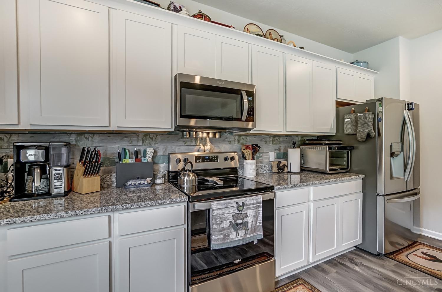 3286 Shadow Ridge Court