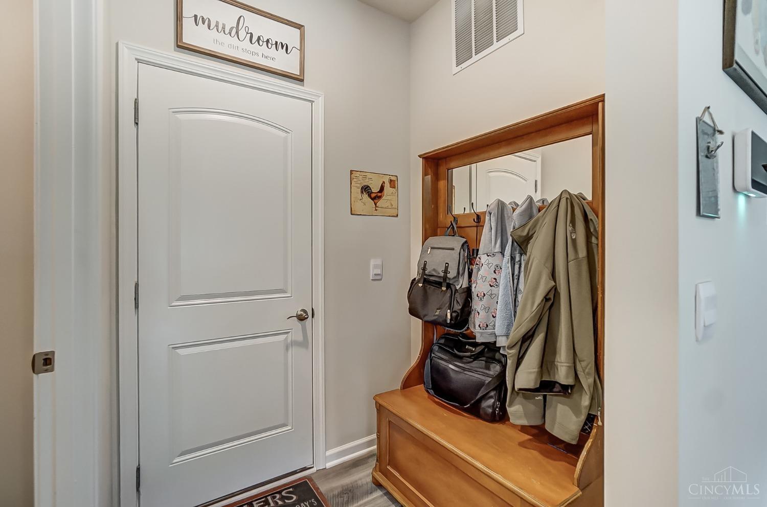 3286 Shadow Ridge Court