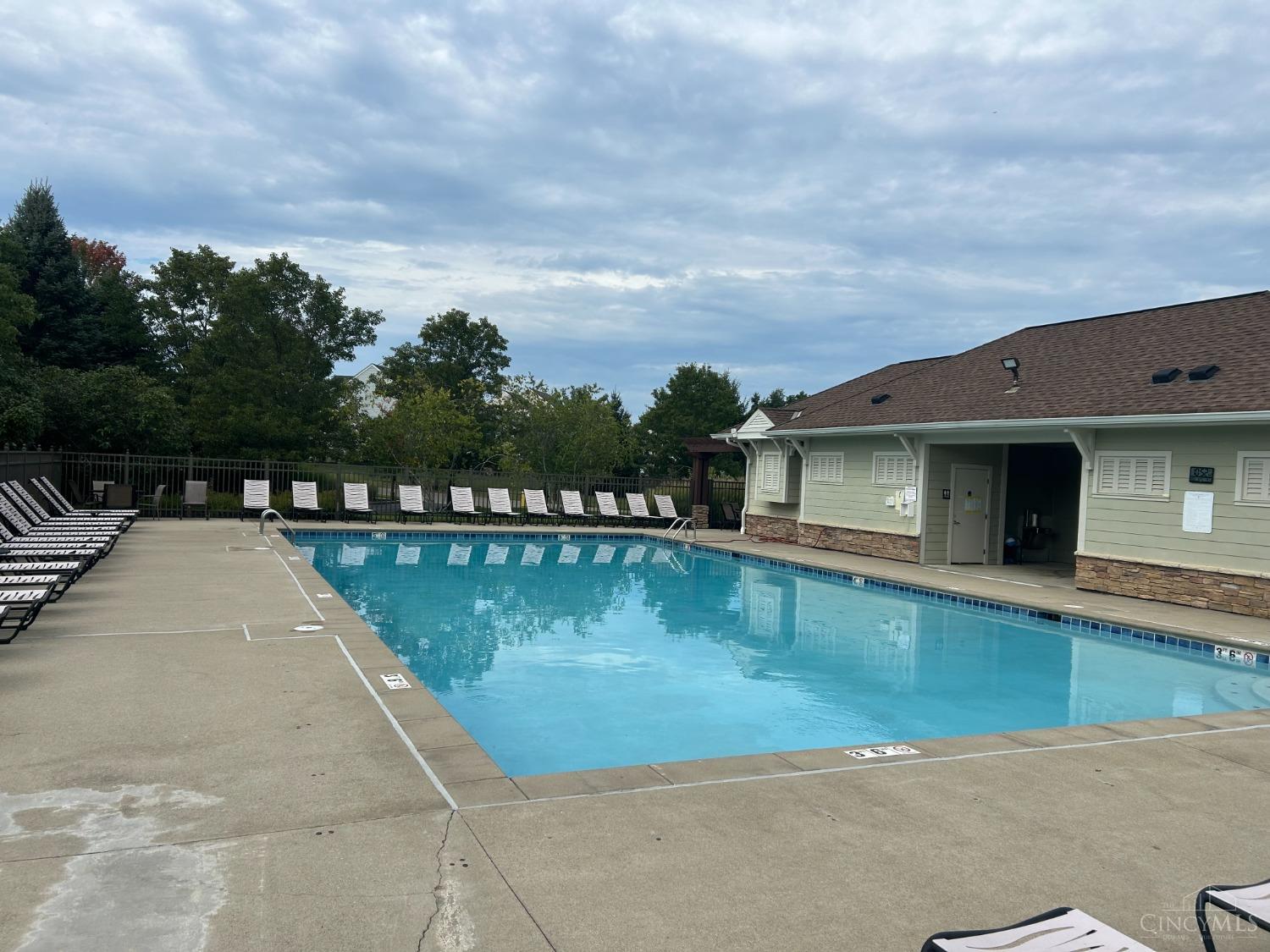3286 Shadow Ridge Court