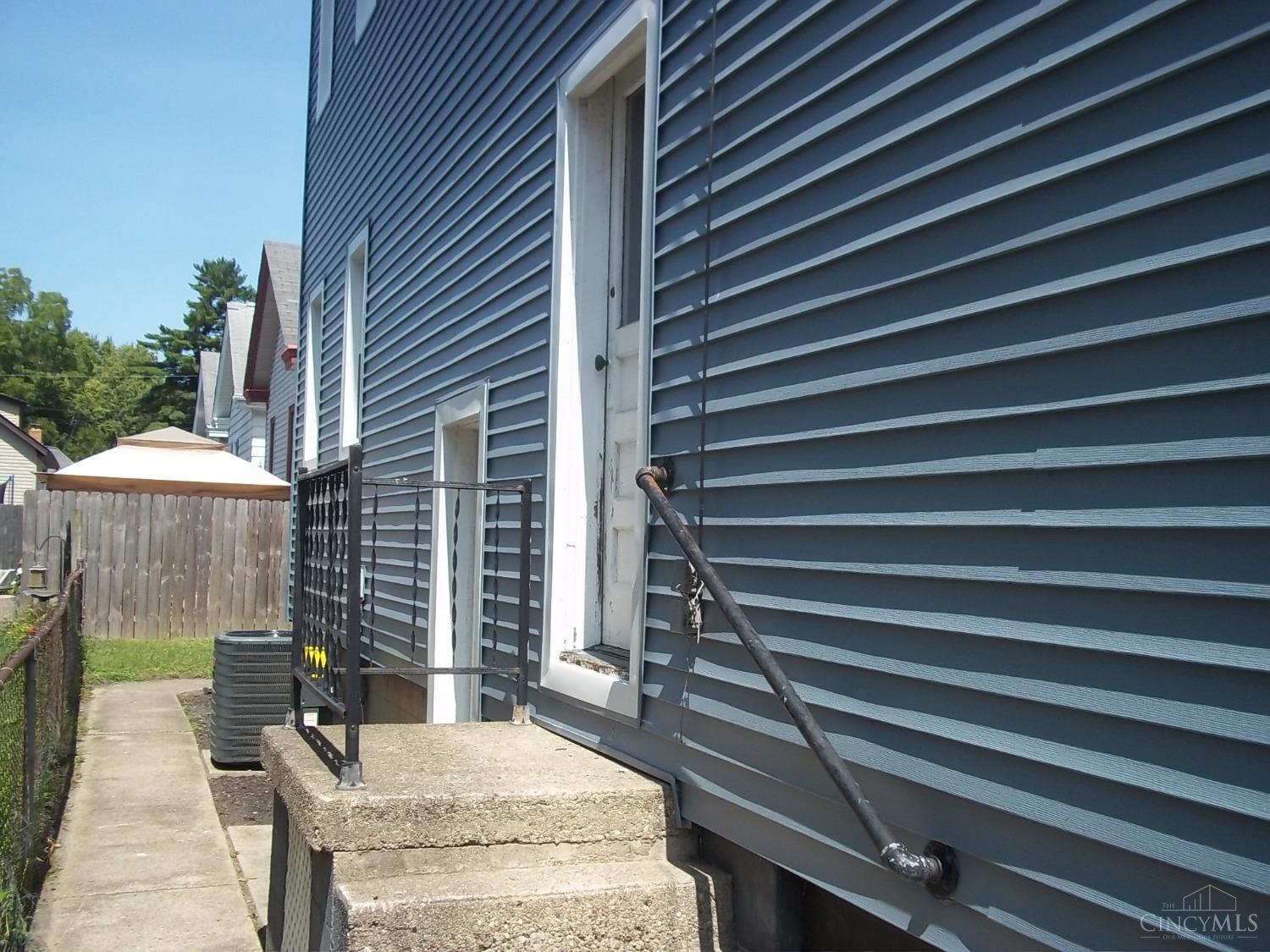 4 Walnut Street