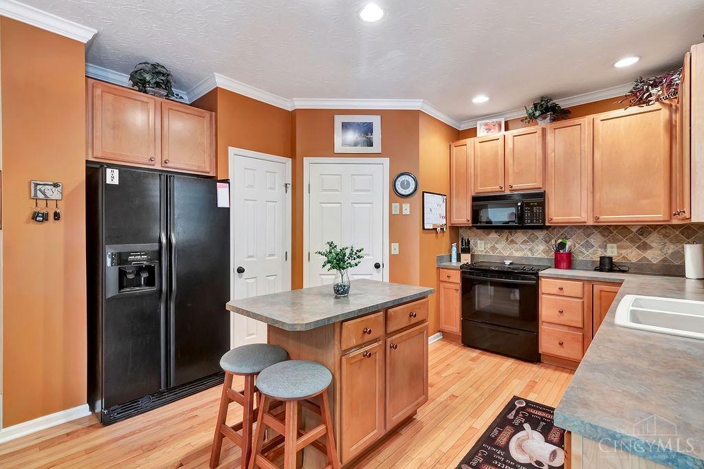 994 Bamburgh Drive