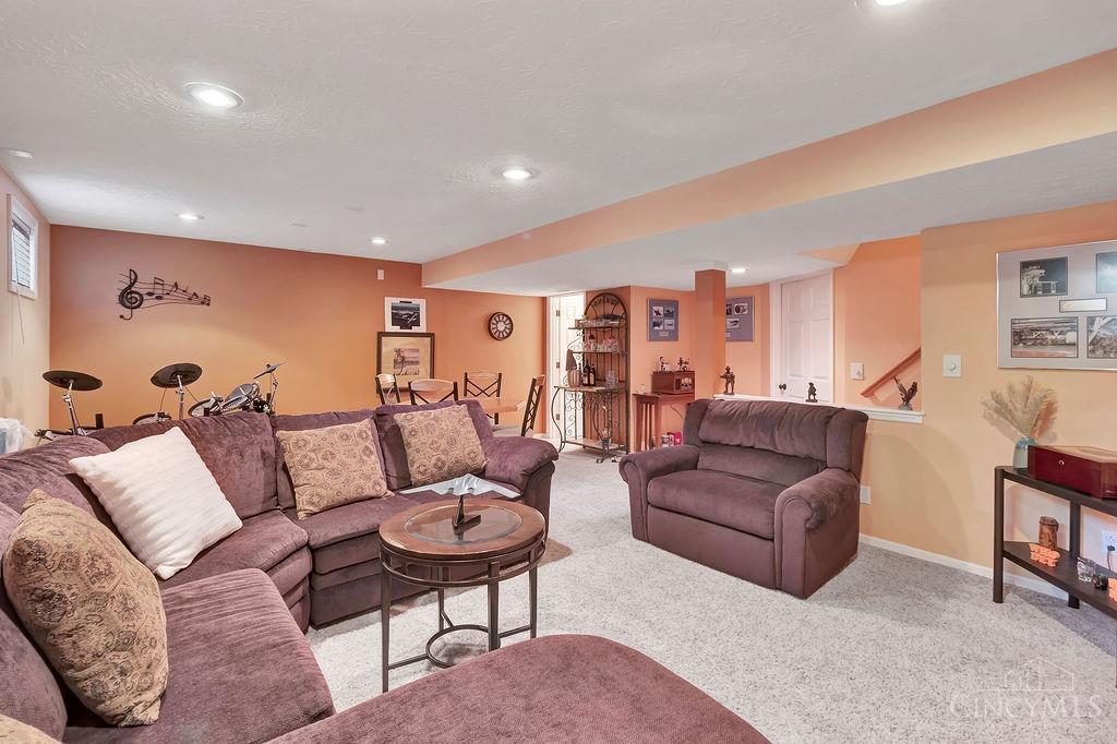 994 Bamburgh Drive