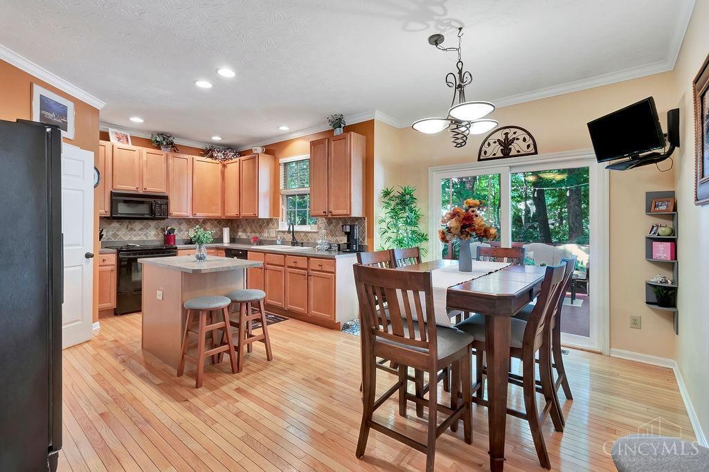 994 Bamburgh Drive