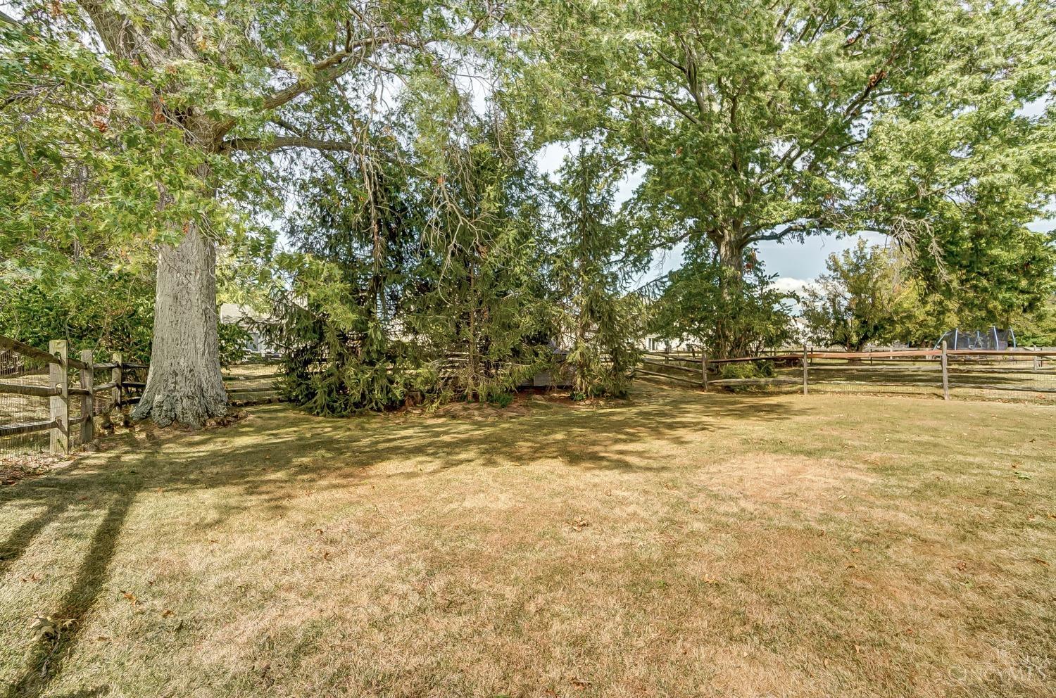 6655 N Andover