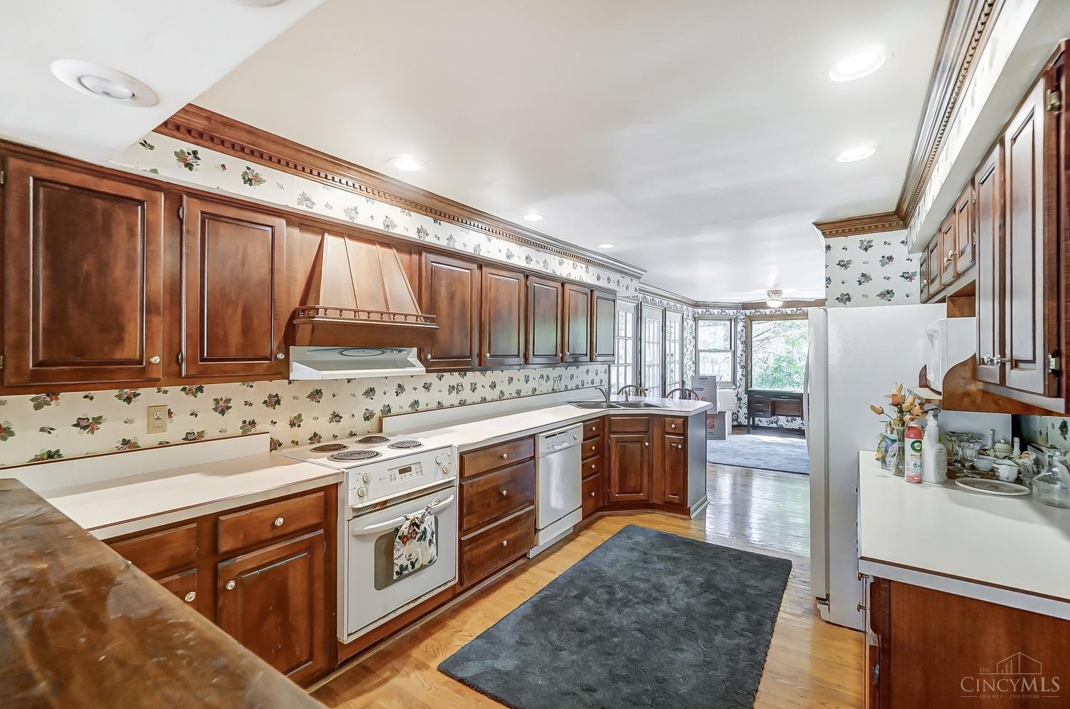 5510 Garrett Drive