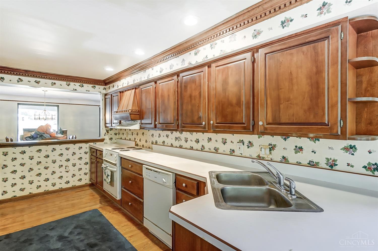 5510 Garrett Drive