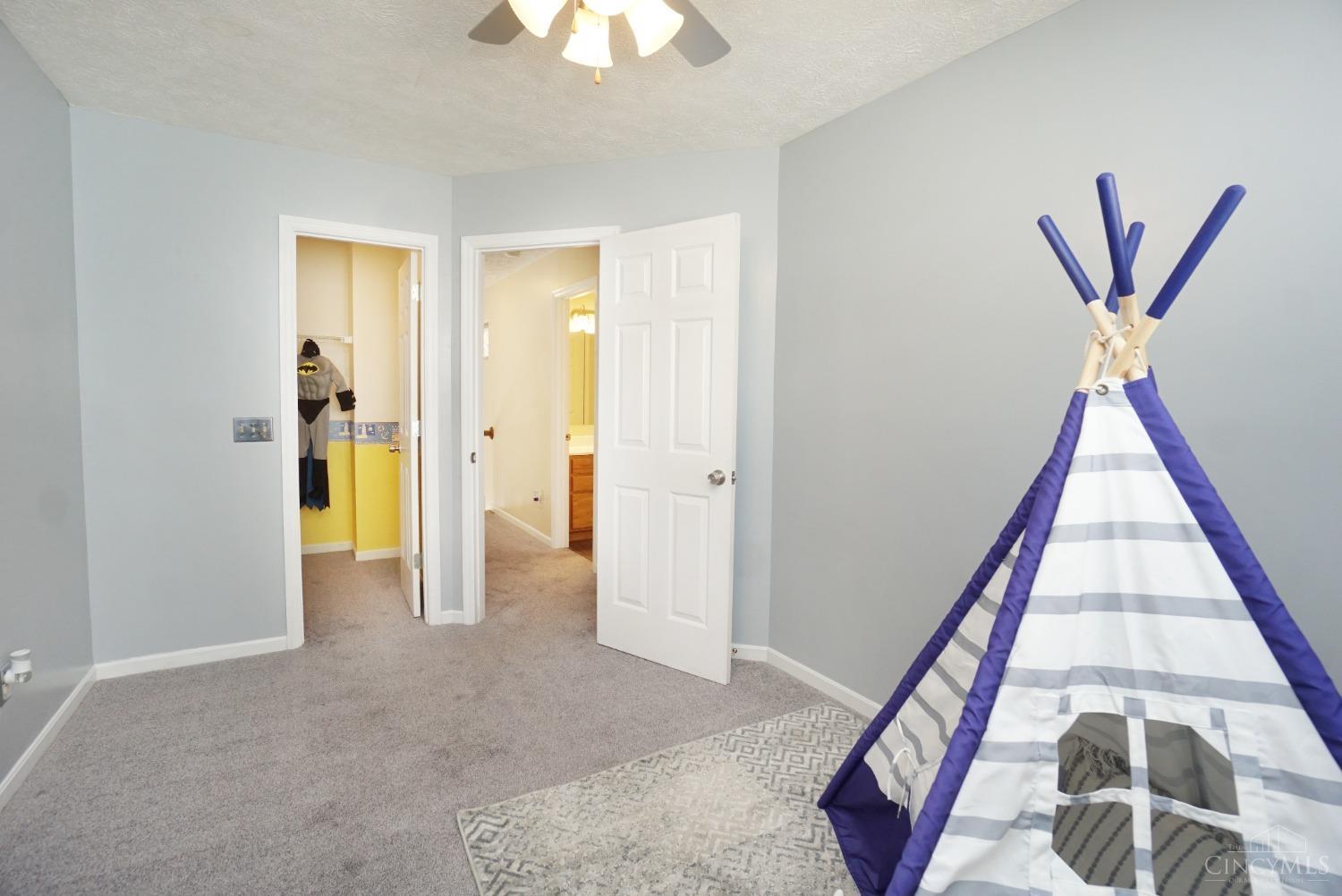 233 Hildebrant Drive