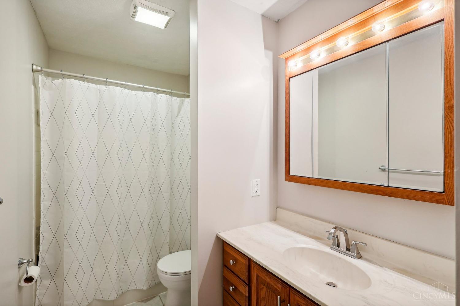 1345 Prayview Court