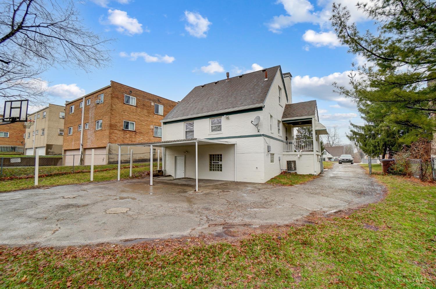 3511 W Galbraith Road