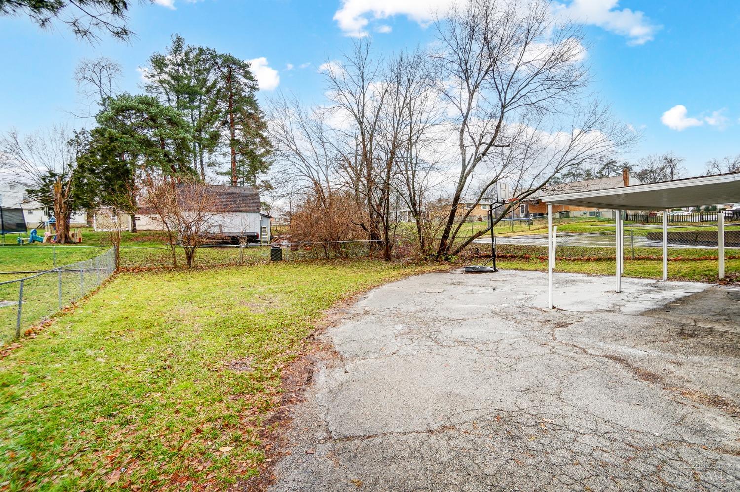 3511 W Galbraith Road