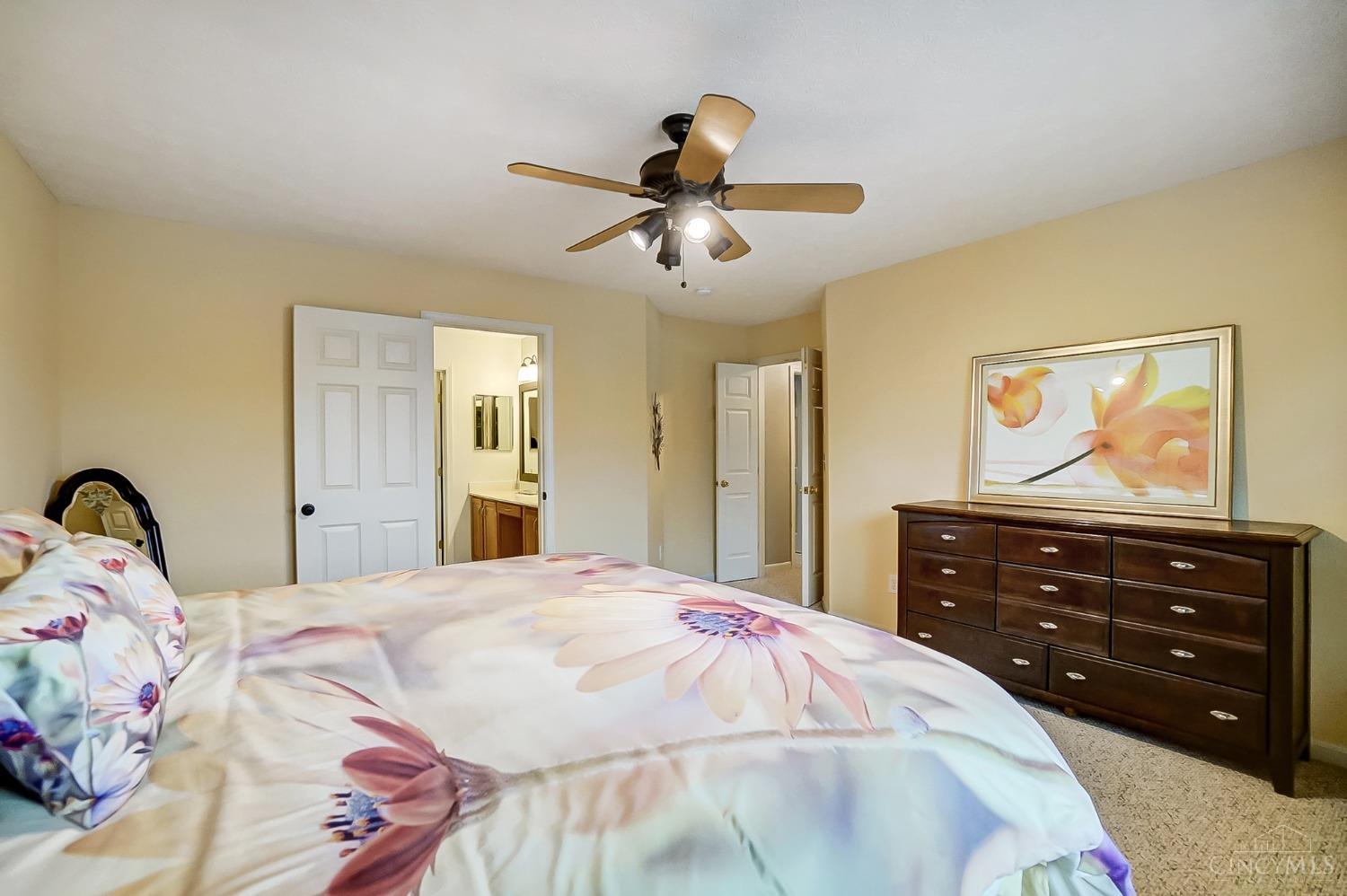 7847 Acorn Trail