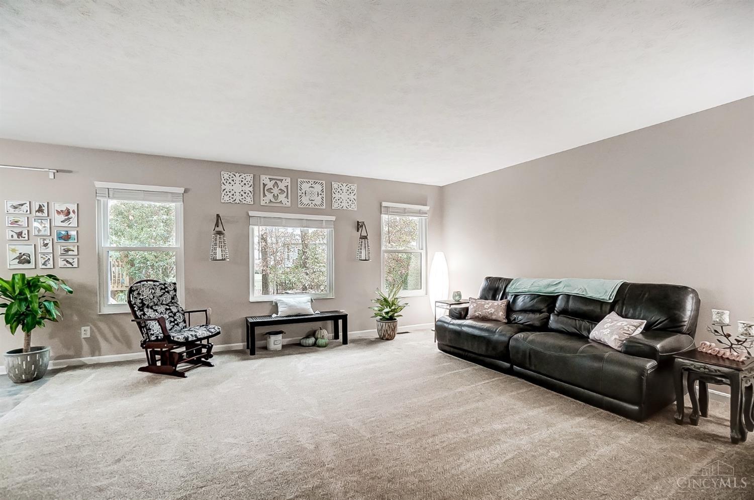 7847 Acorn Trail